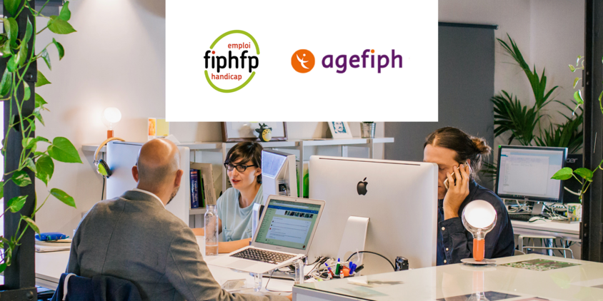 photo équipe de travail avec logo de l'AGEFIPH et de la FIPHFP